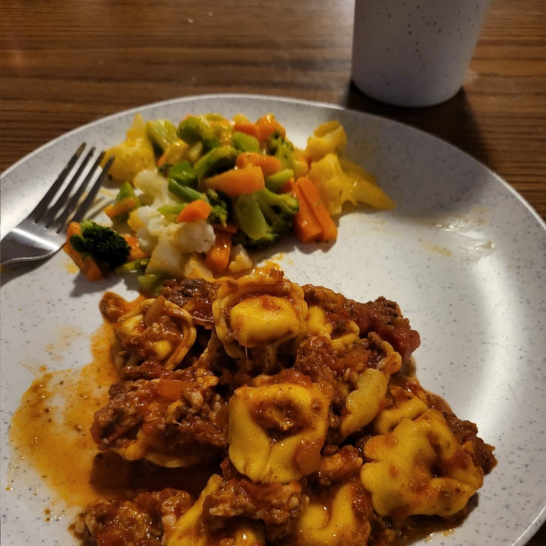 Cheesy Tortellini with Ground Beef