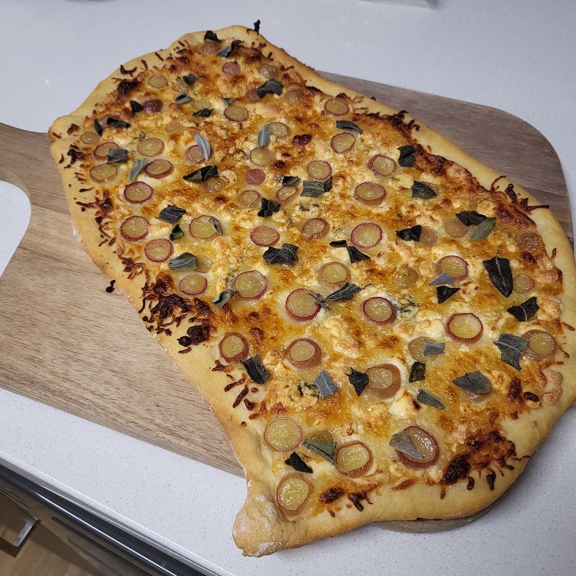 Grape and Gorganzola Pizza