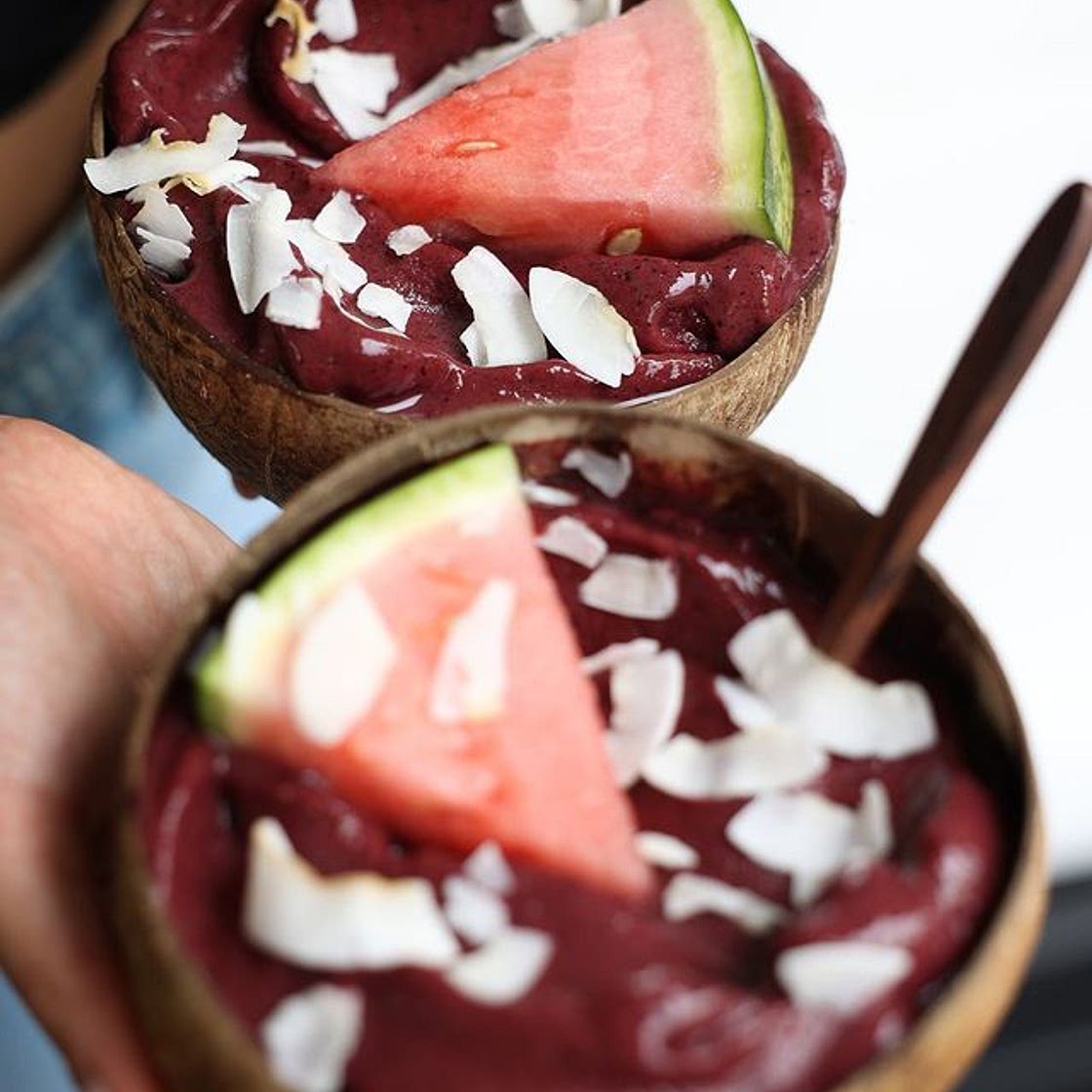 Watermelon açai smoothie bowls 