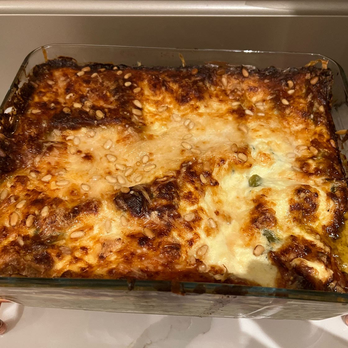 Pea, pesto & sausage lasagne