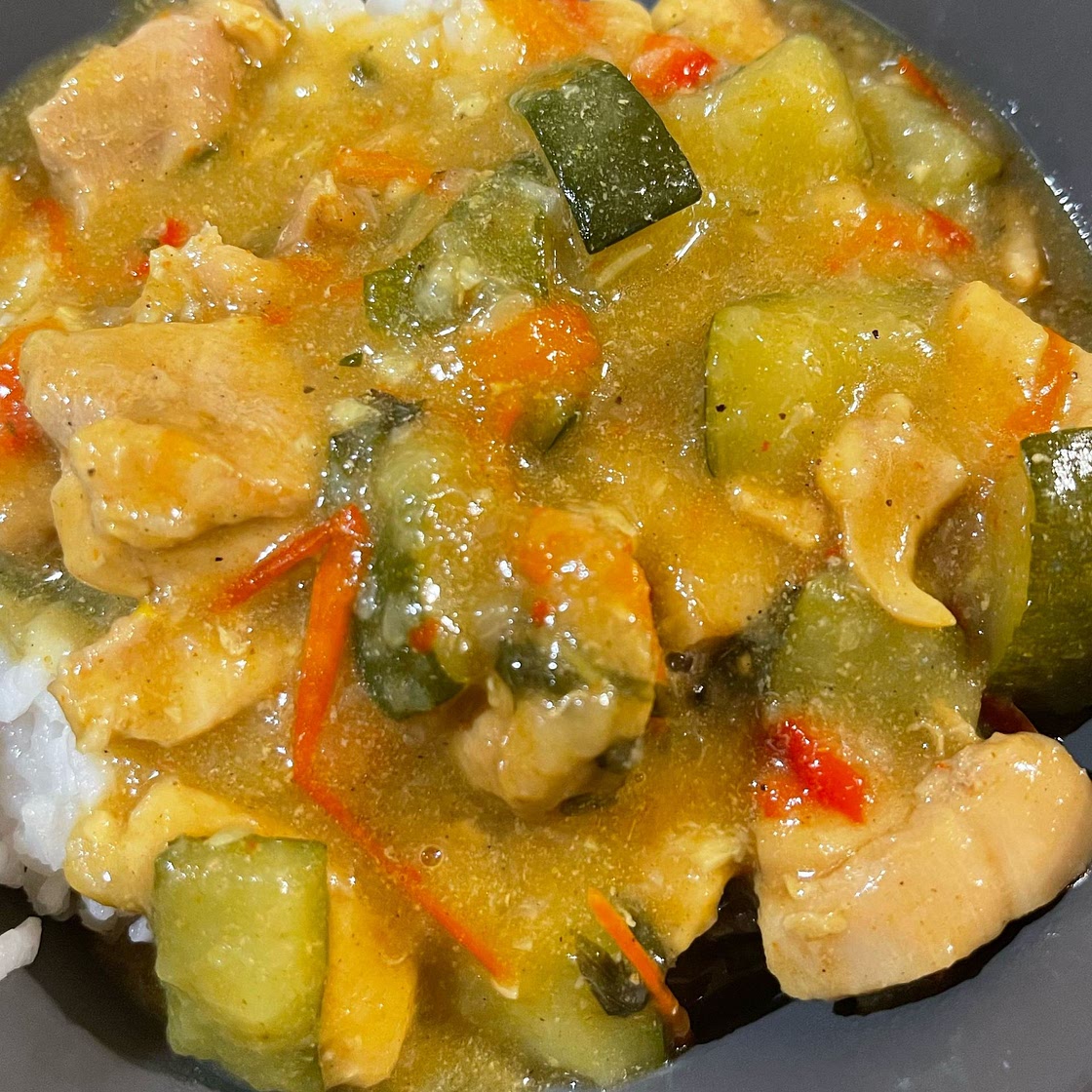 Instant Pot Coconut Curry Chicken