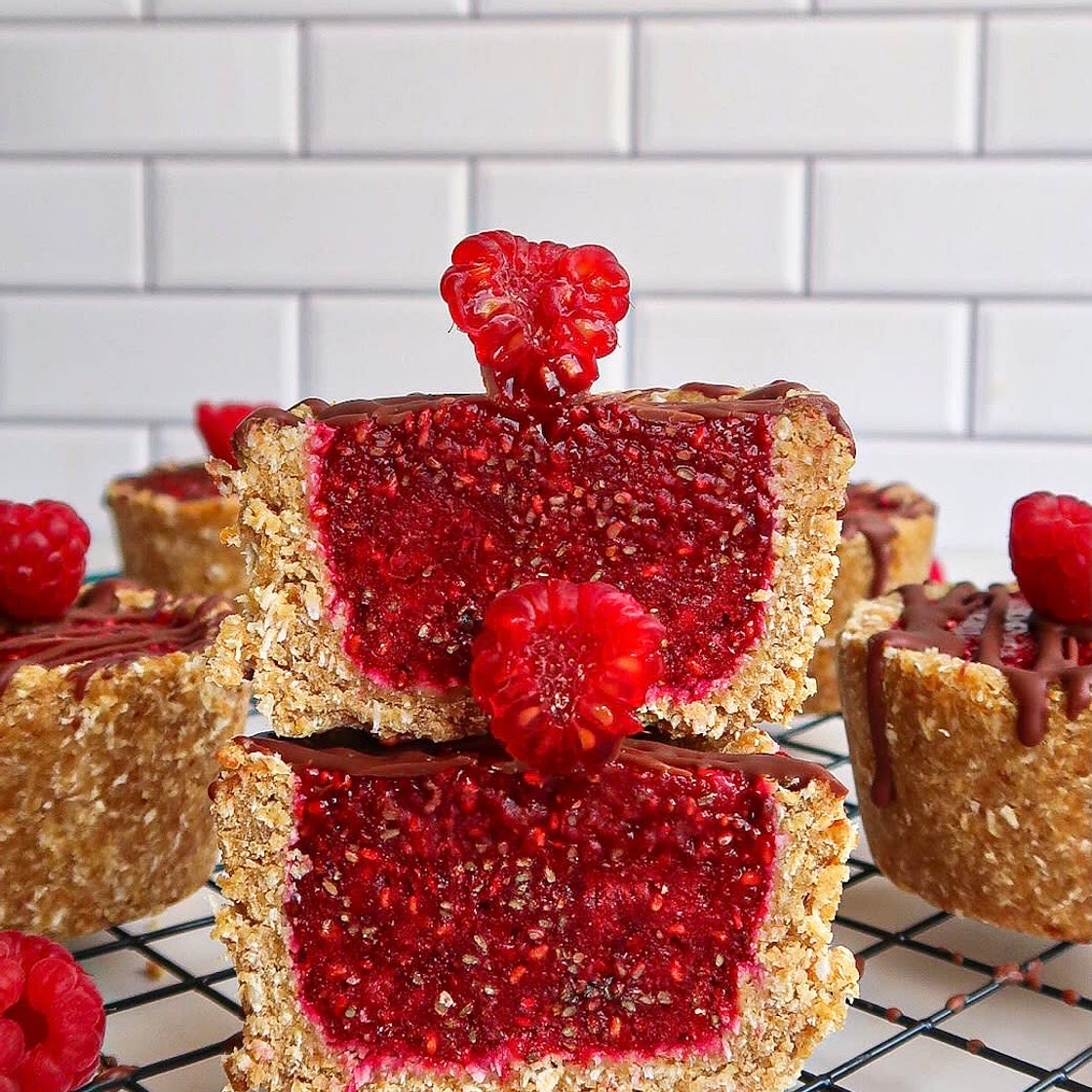 No-Bake Peanut Butter & Jam Tarts 