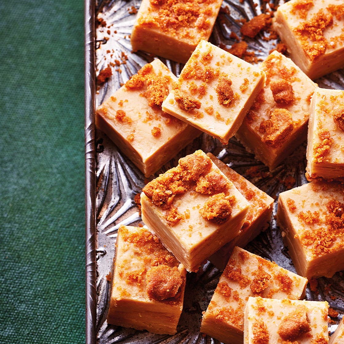 Microwave speculaas fudge