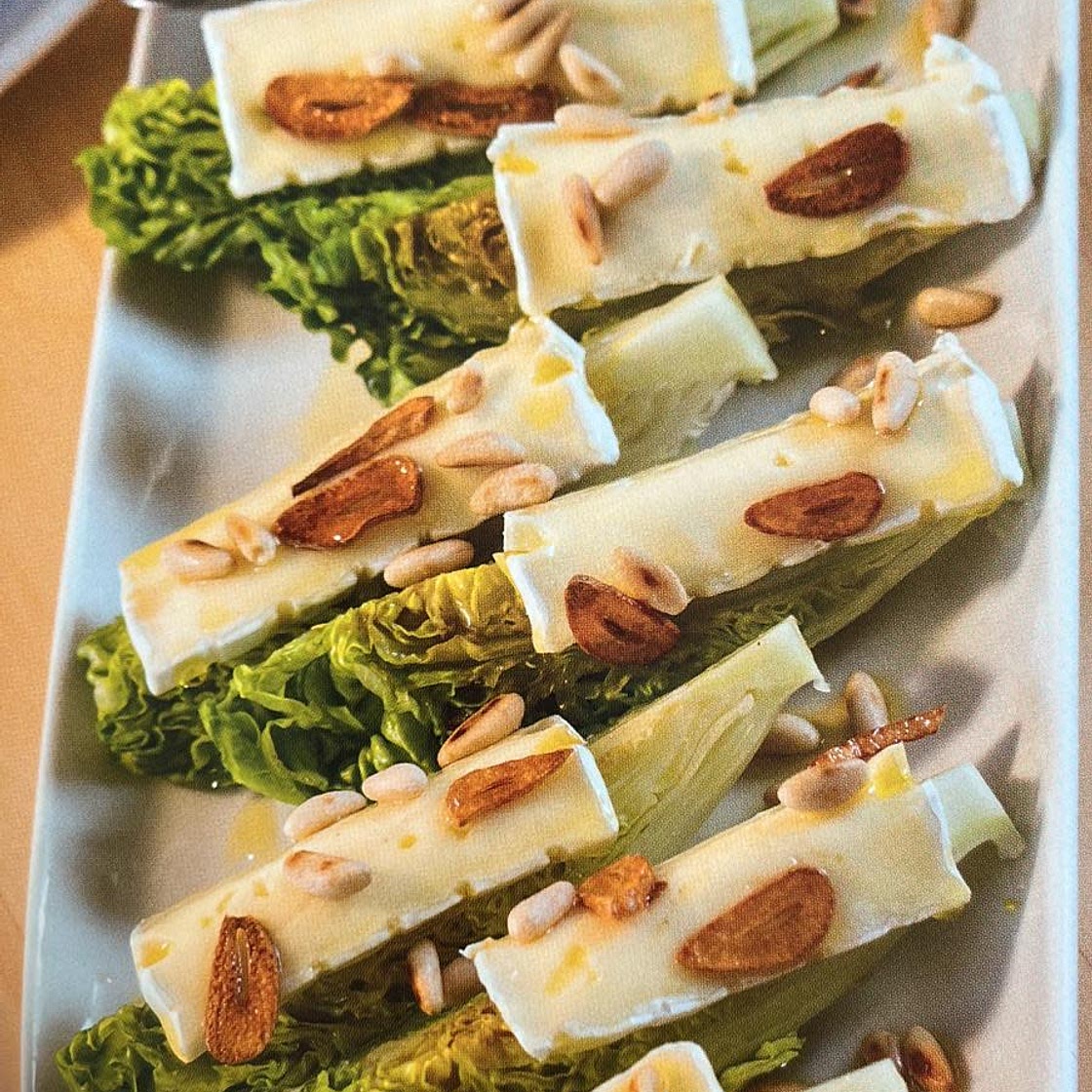 Cogollos de lechuga con brie