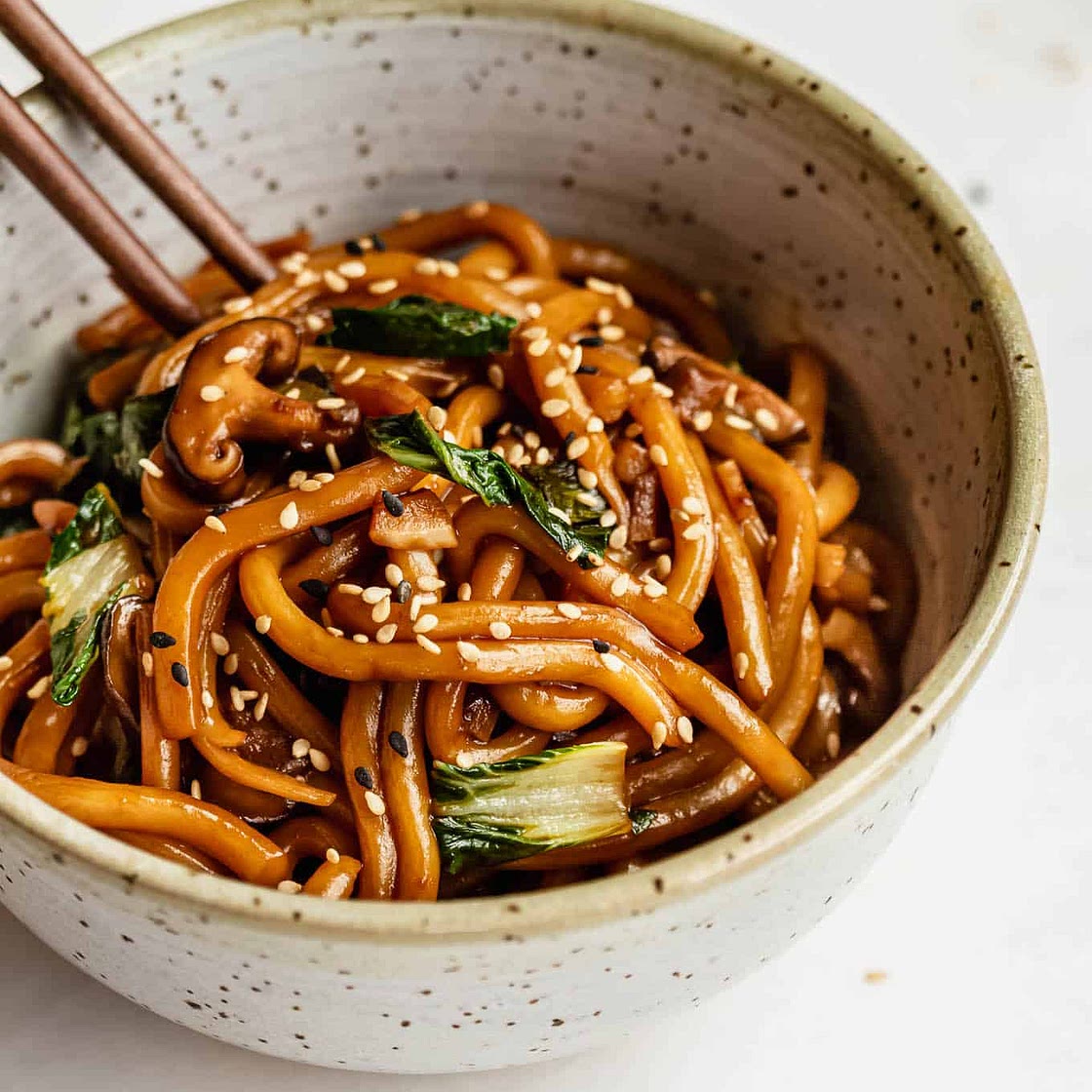 D'licious Udon Noodle Stir-Fry