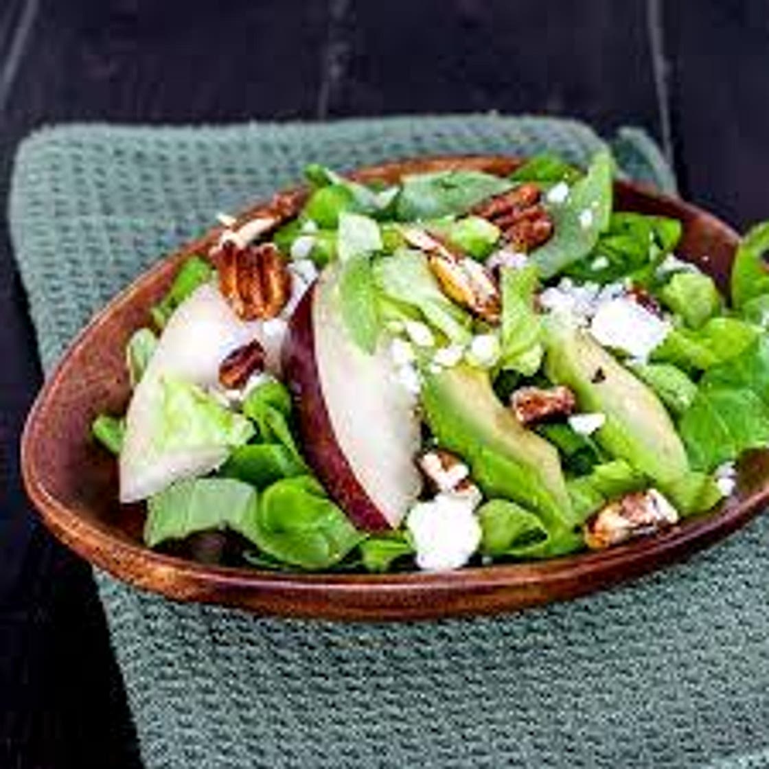 Lettuce Pear Walnut Salad