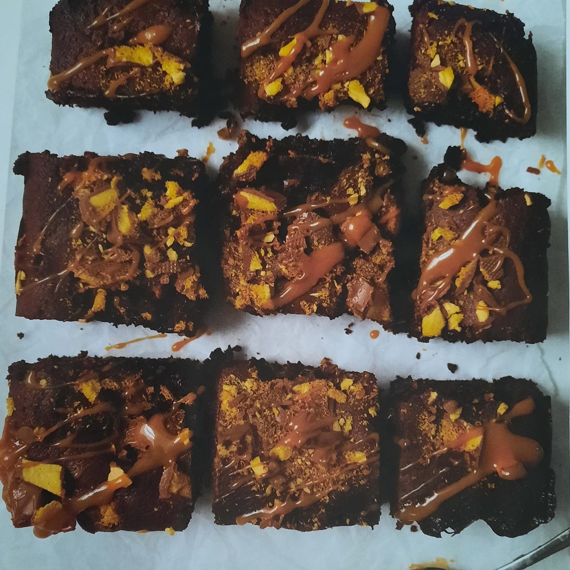 Salted caramel crunchie brownies