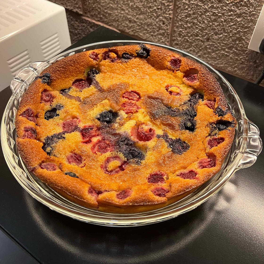 Cherry clafoutis 🍒