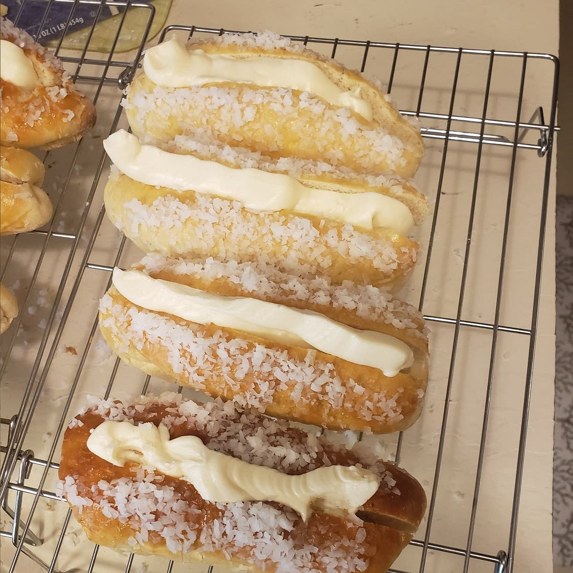 Coconut Cream Buns