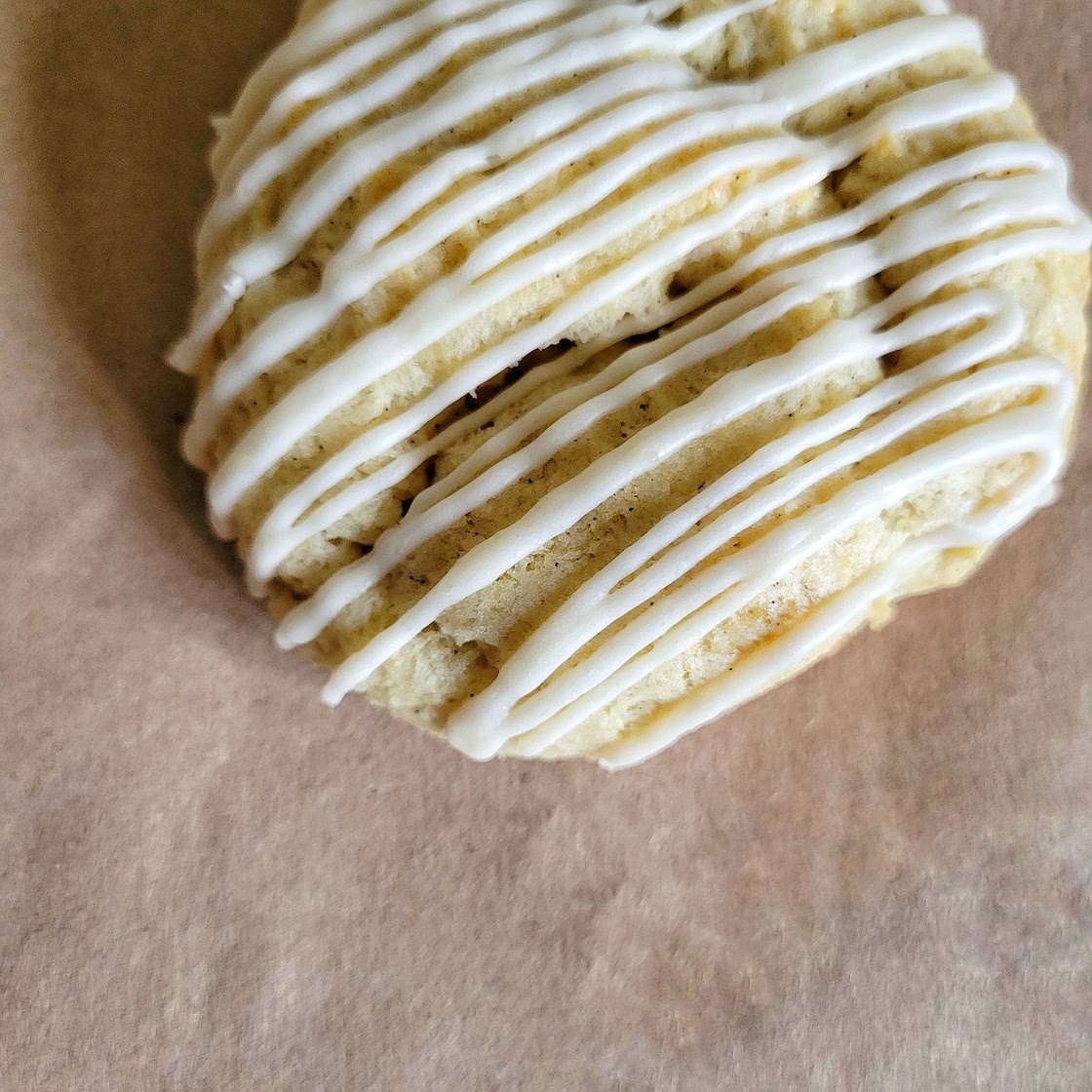 Vanilla bean sweet scone
