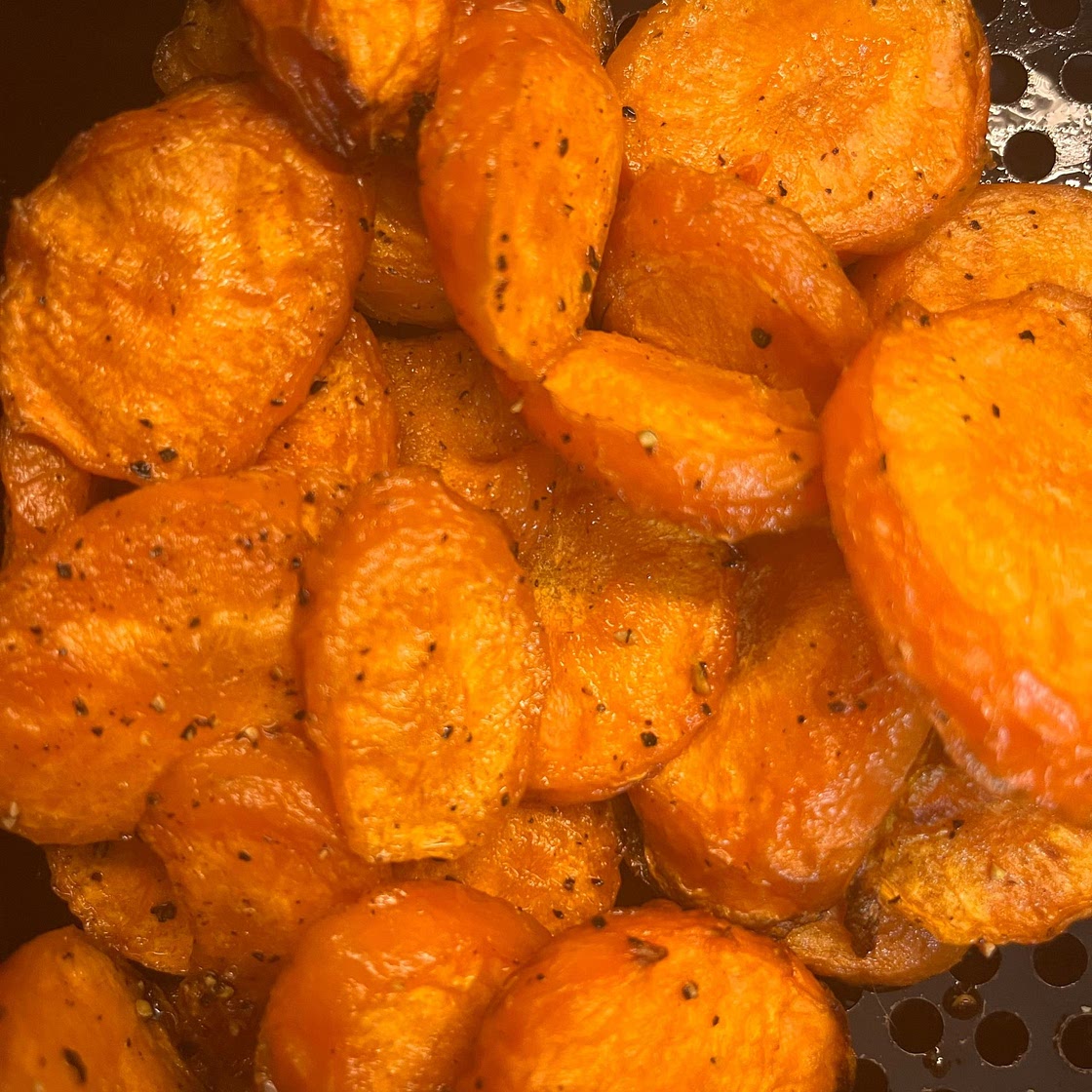 Air Fryer Carrots (easy side dish)