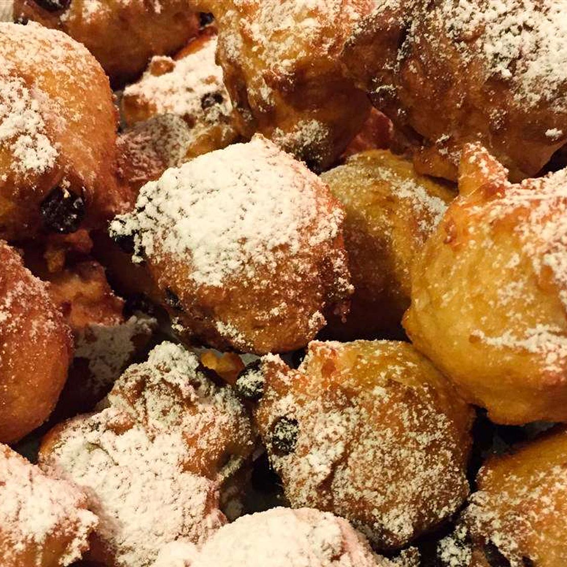 Oliebollen (Dutch Doughnuts)