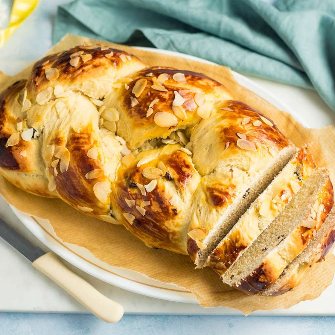 Kozunak: Bulgarian Easter Bread