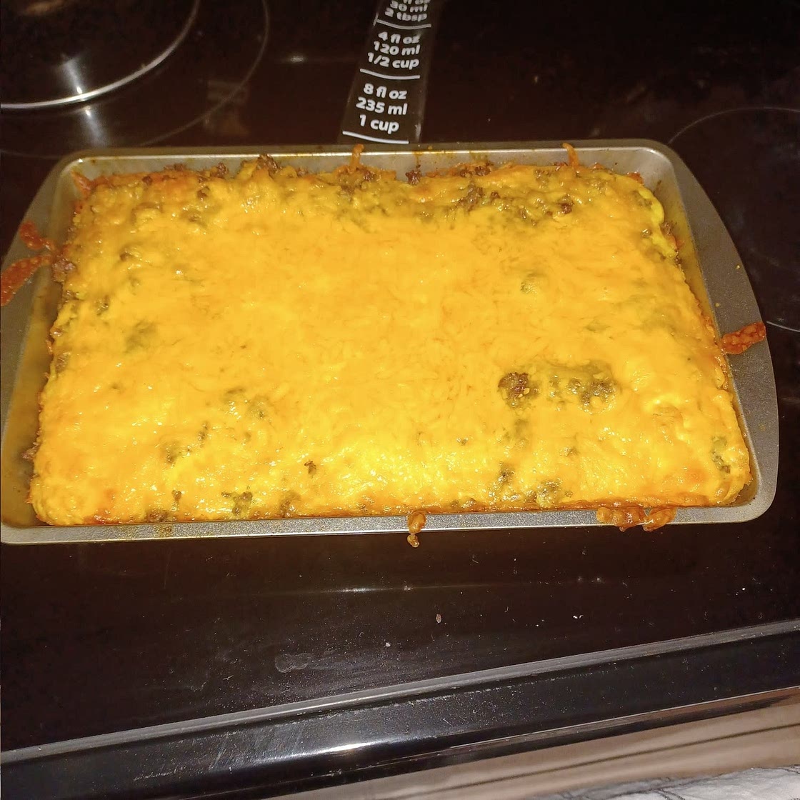 Easy Sausage Breakfast Casserole (4 Ingredients!)