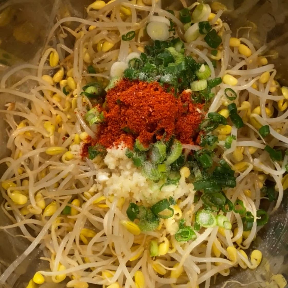 Korean Soybean Sprout Salad