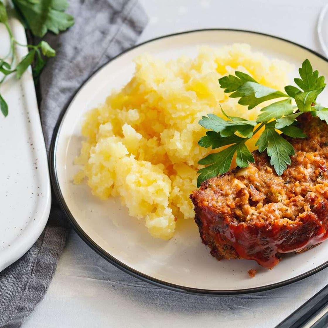 Classic Lipton Onion Soup Meatloaf