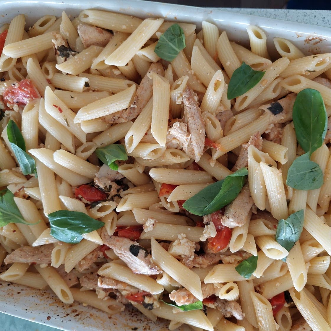 Healthy Baked Feta Pasta