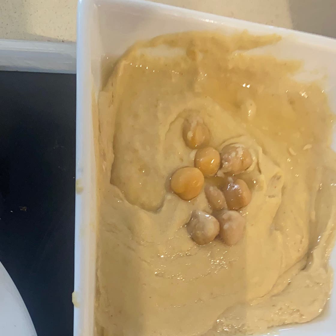 Creamiest Oil-Free Hummus