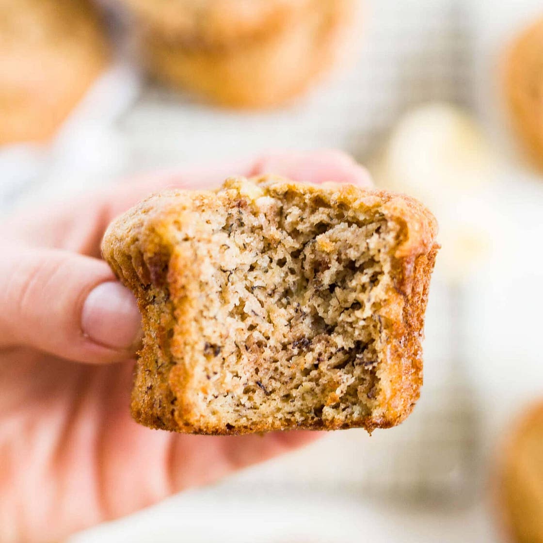 Healthy banana muffins