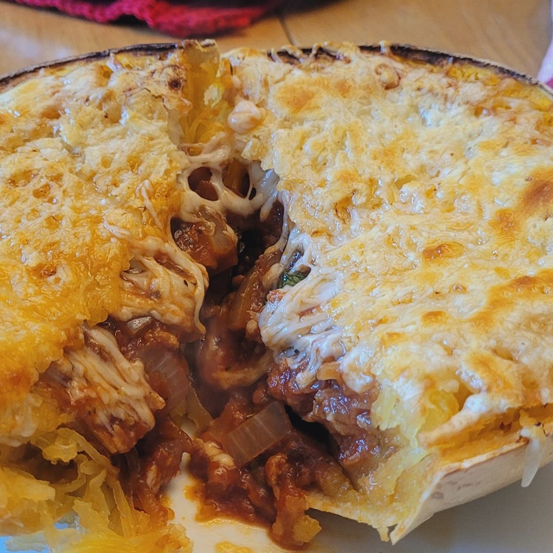 Courge spaghetti aux saucisses