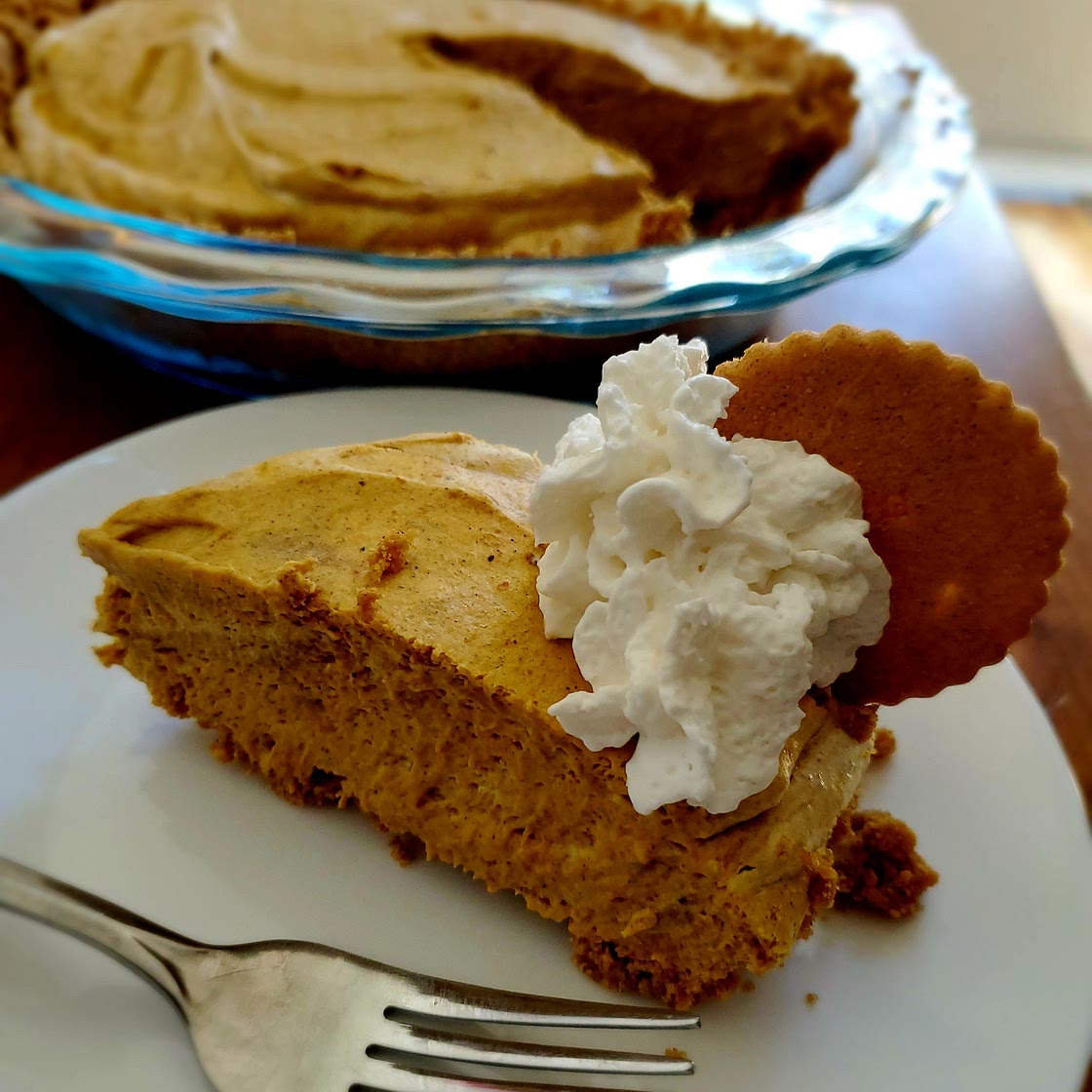 Pumpkin Cream Pie with Gingersnap Crust