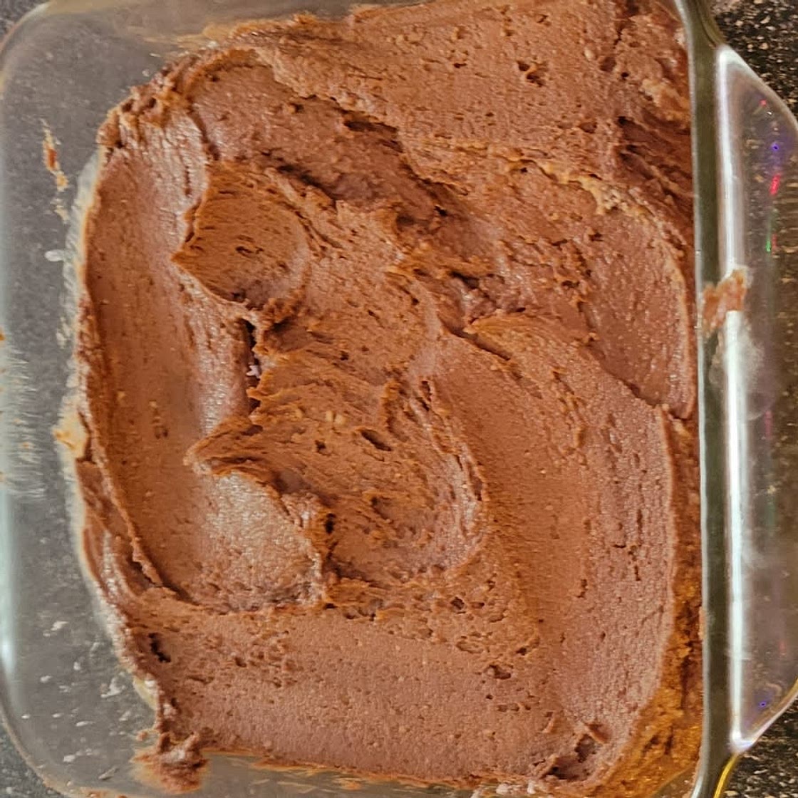 Five Minute & Five Ingredient Low-FODMAP Peanut Butter Fudge with Chocolate a.k.a. Buckeye Fudge; Gluten-free