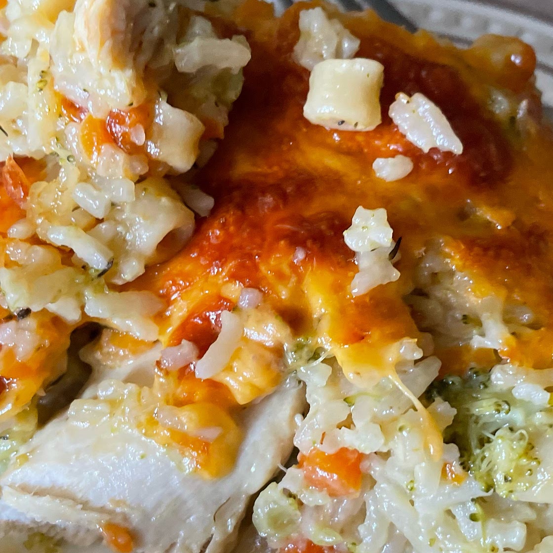 Broccoli Cheddar Chicken and Rice Casserole