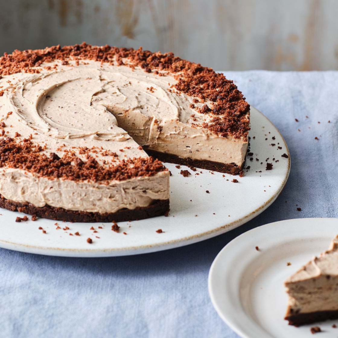 Chocolate chunk cookie cheesecake