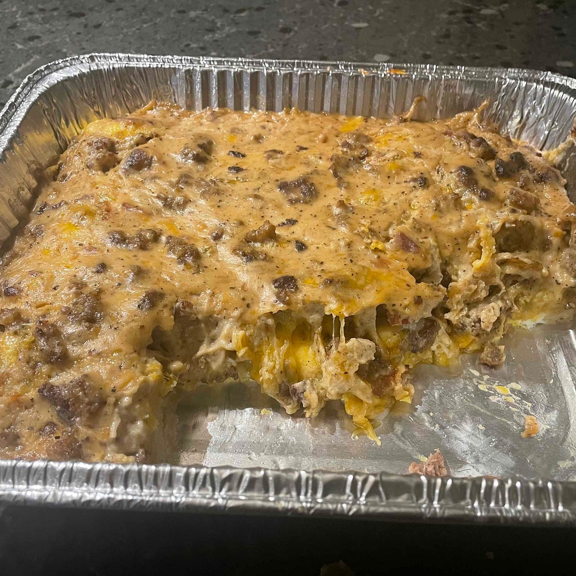 Biscuits and gravy breakfast casserole 