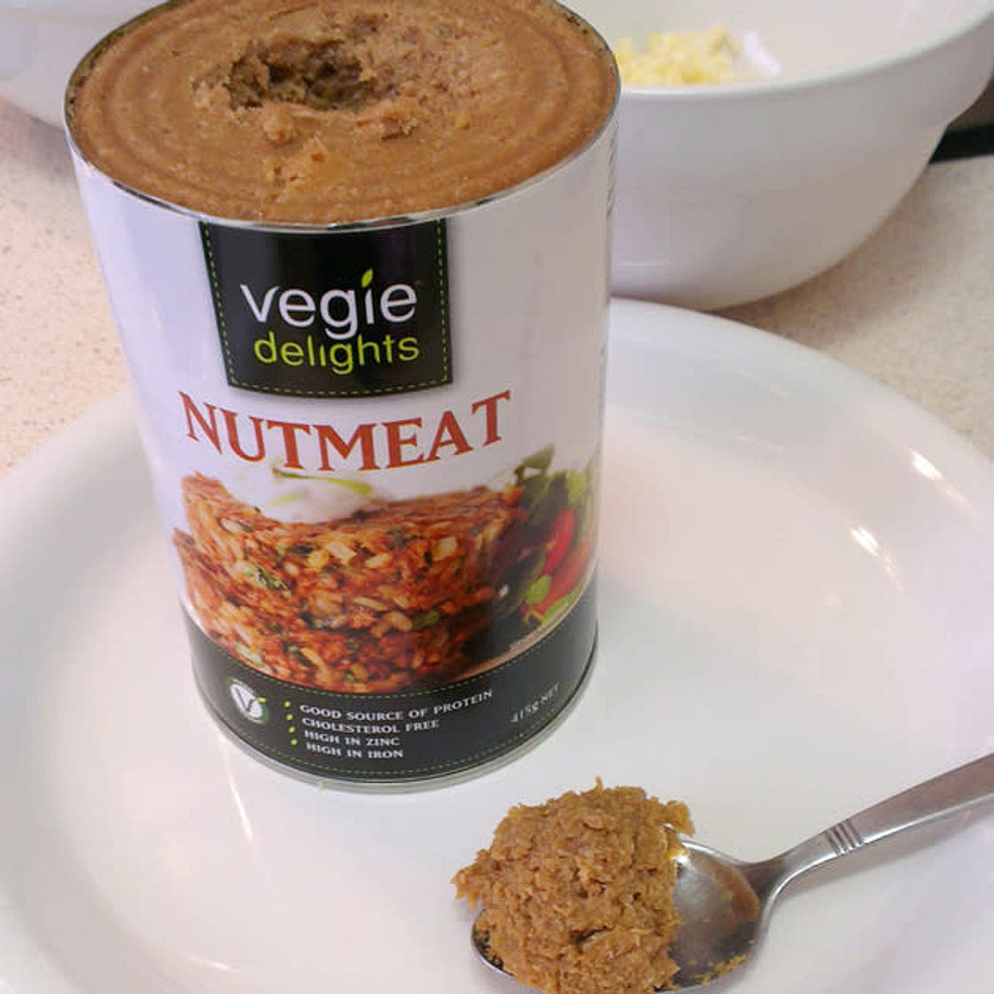Nutmeat, beetroot and salad