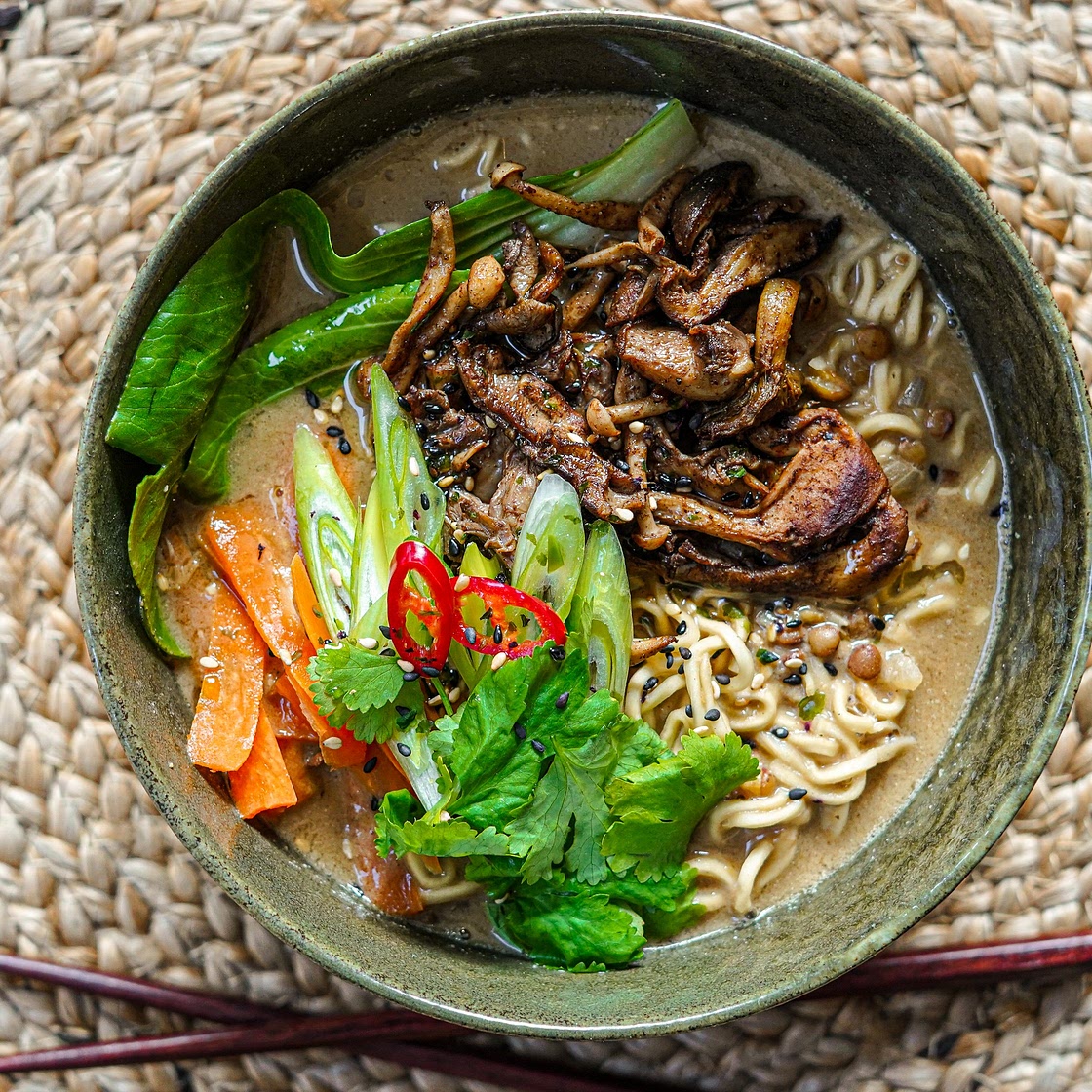 One Pot: Tahini, Lemongrass & Miso Noodle Soup — rachel ama
