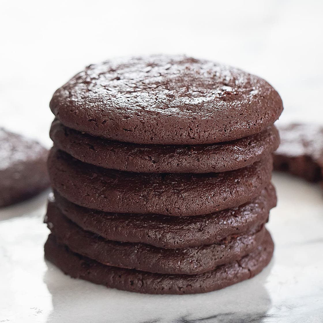 2 Ingredient Chocolate Fudge Cookies