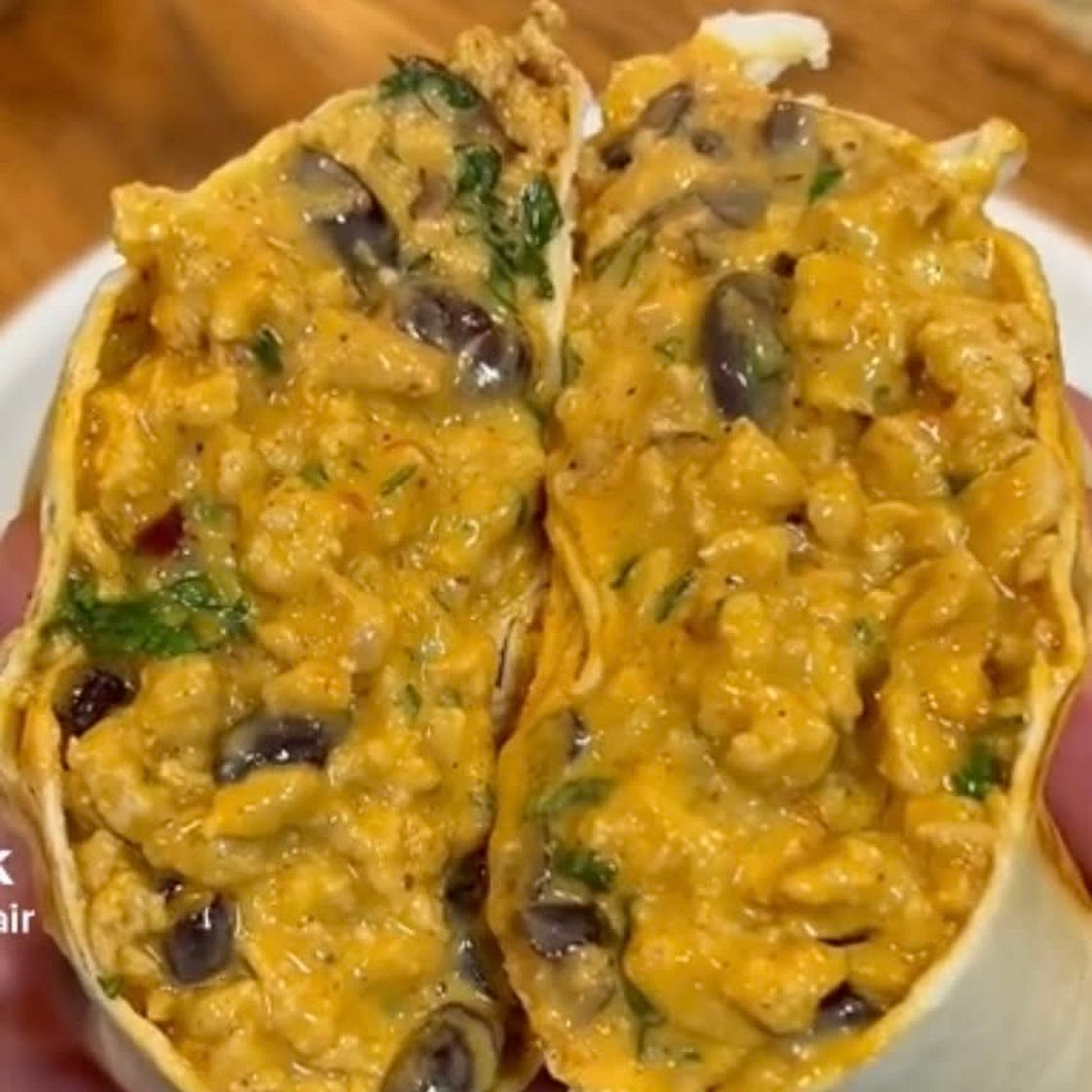 Cheesy Chicken Burrito (High Protein)