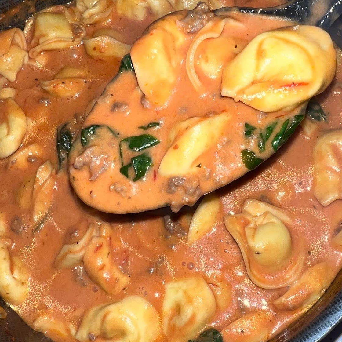 Cheese Tortellini Italian sausage spinach soup 