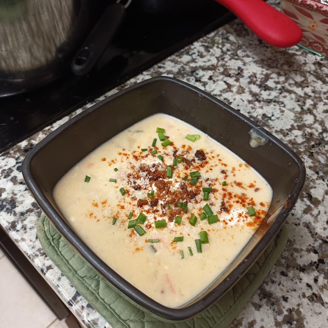 Creamy and Rich Potato Soup
