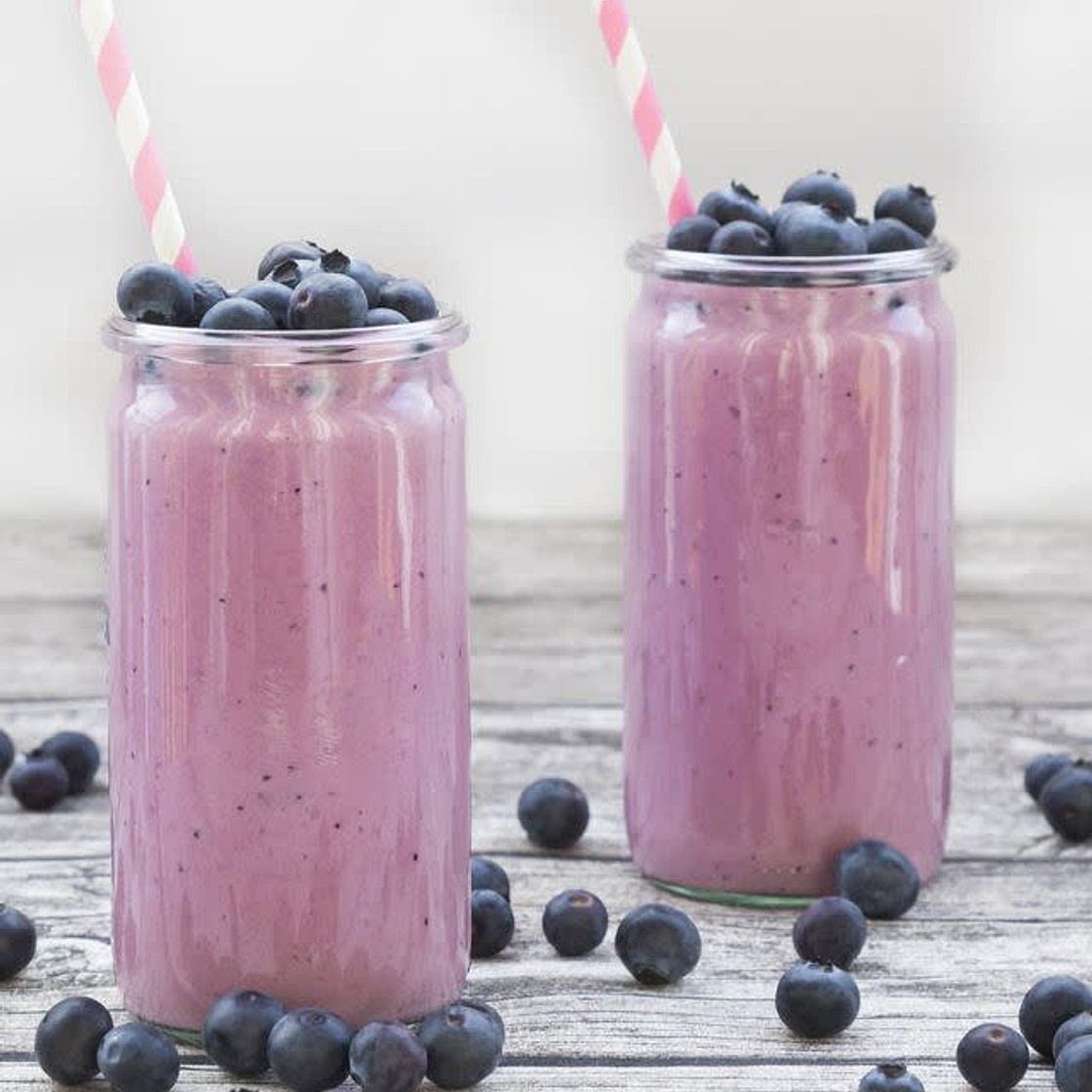 Peach Blueberry Smoothie (no banana)