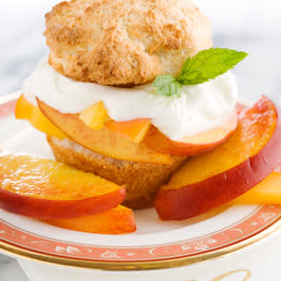 Peach shortcake 