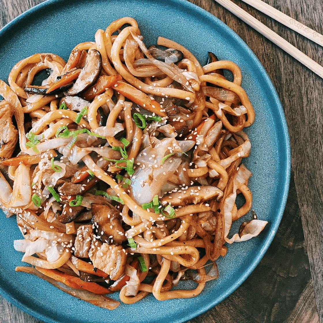 Yaki Udon - Fried Udon - Tiffy Cooks