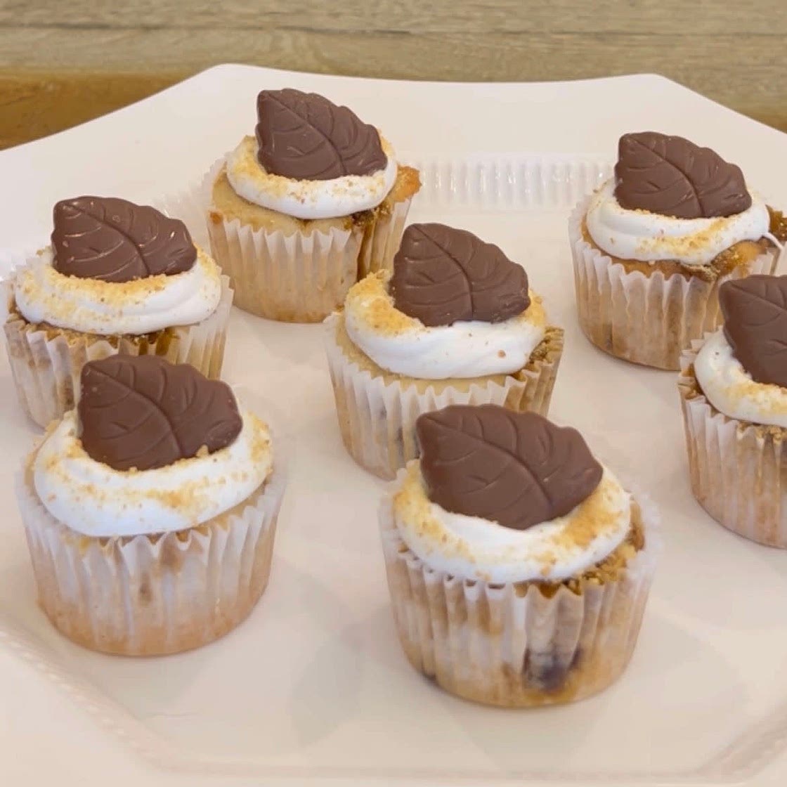 Pumpkin s’mores cupcakes