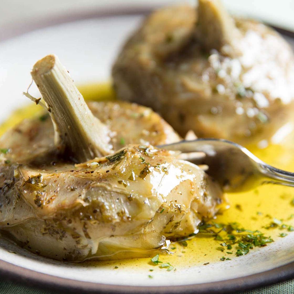 Easy Roman Braised Artichoke Hearts (Carciofi alla Romana) Recipe