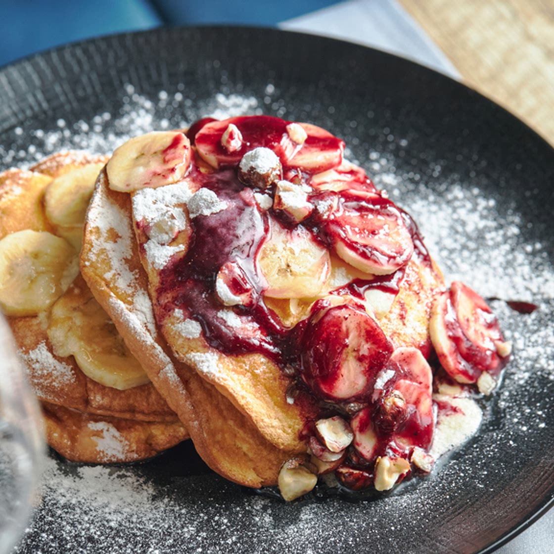 This Maple Berry Baked Yogurt Is Your New Favorite 4-Ingredient Protein-Packed Breakfast