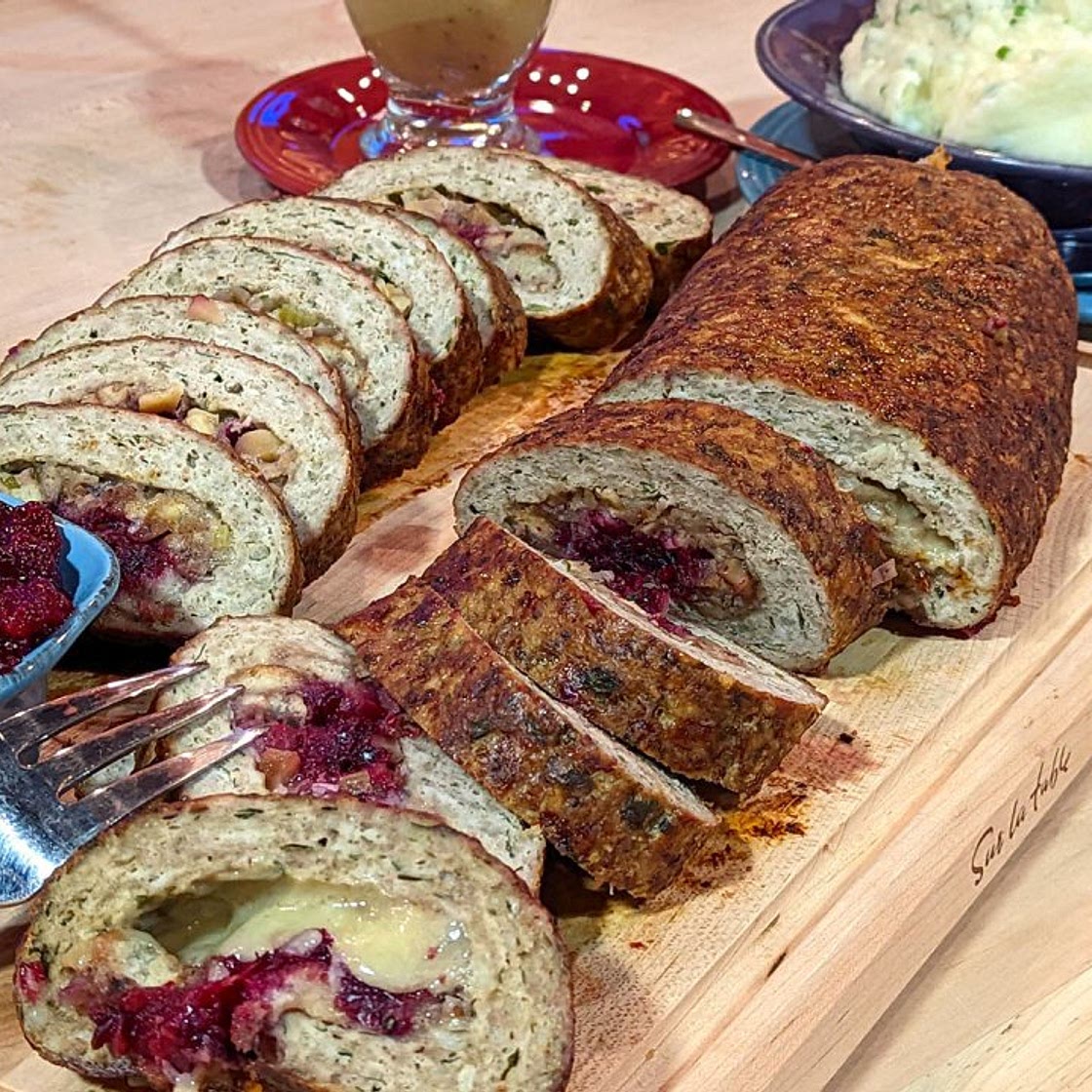 Rach Rolls All the Thanksgiving Flavors Into a Turkey Meatloaf Dinner