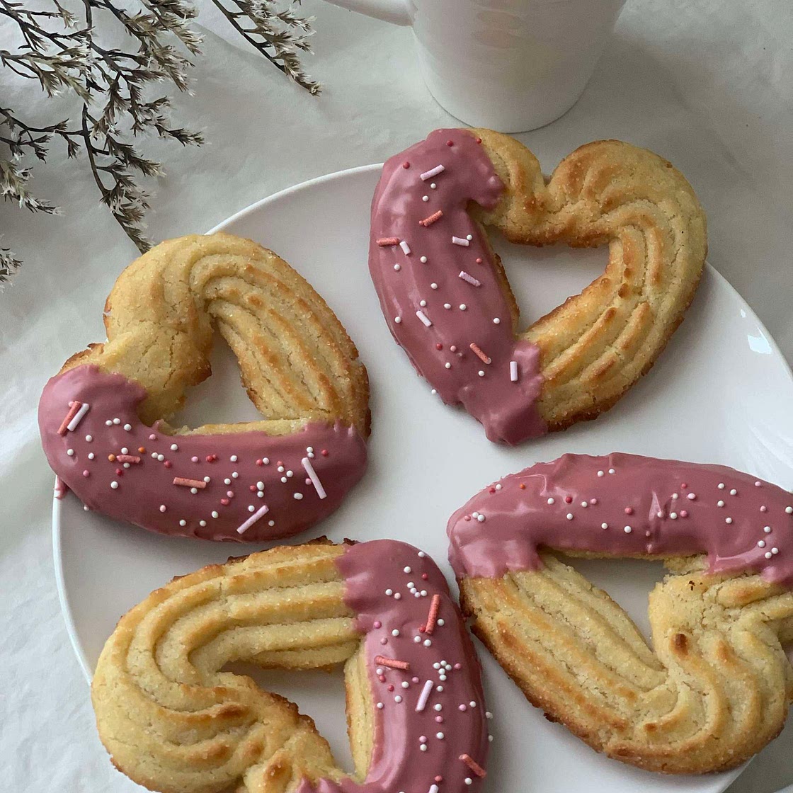 Spritz heart cookies