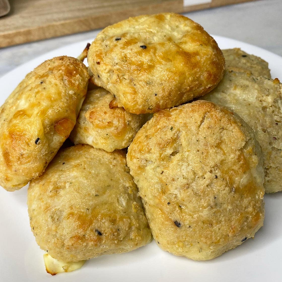 Low Carb Dinner Rolls