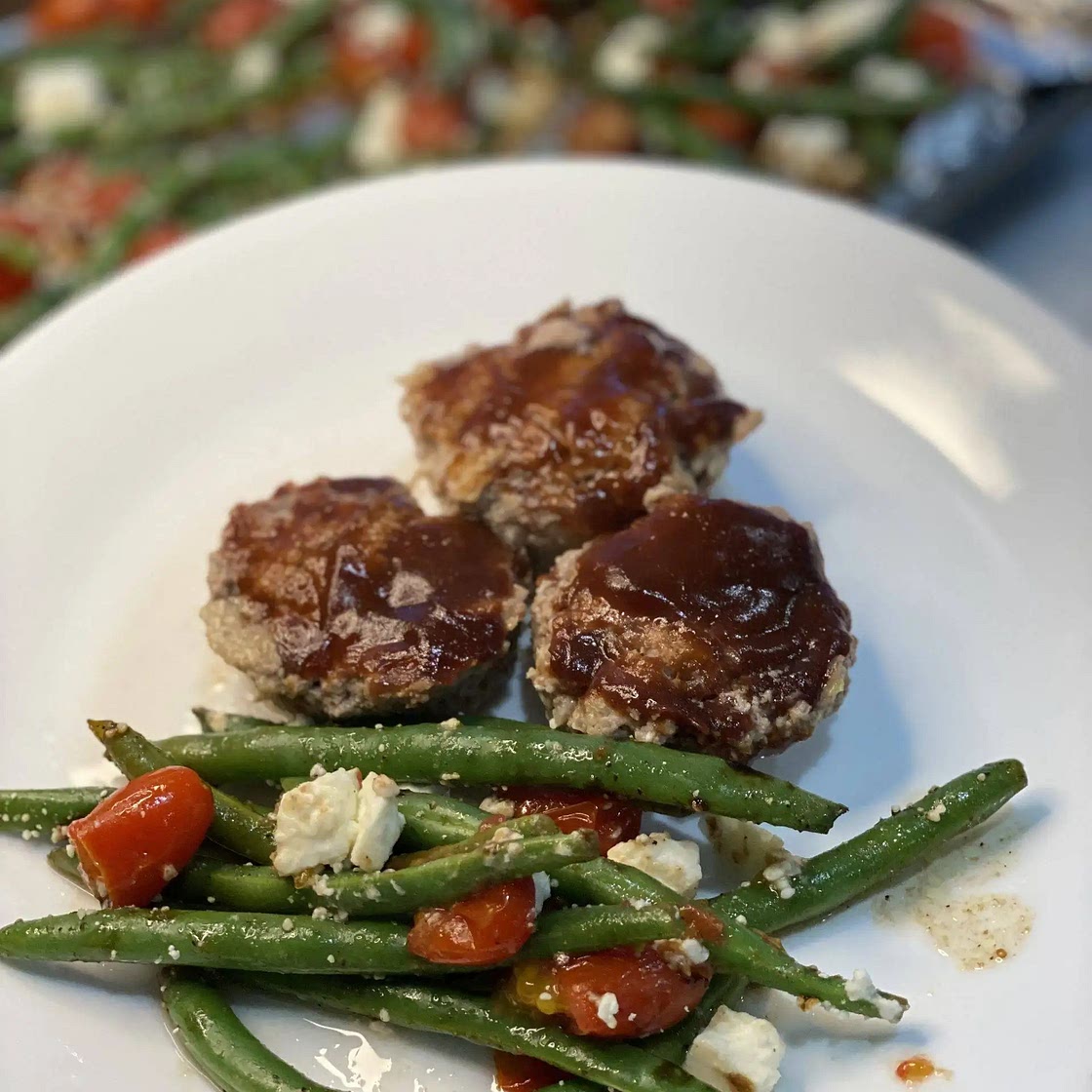 Low Carb Mini Balsamic Turkey Meatloaves