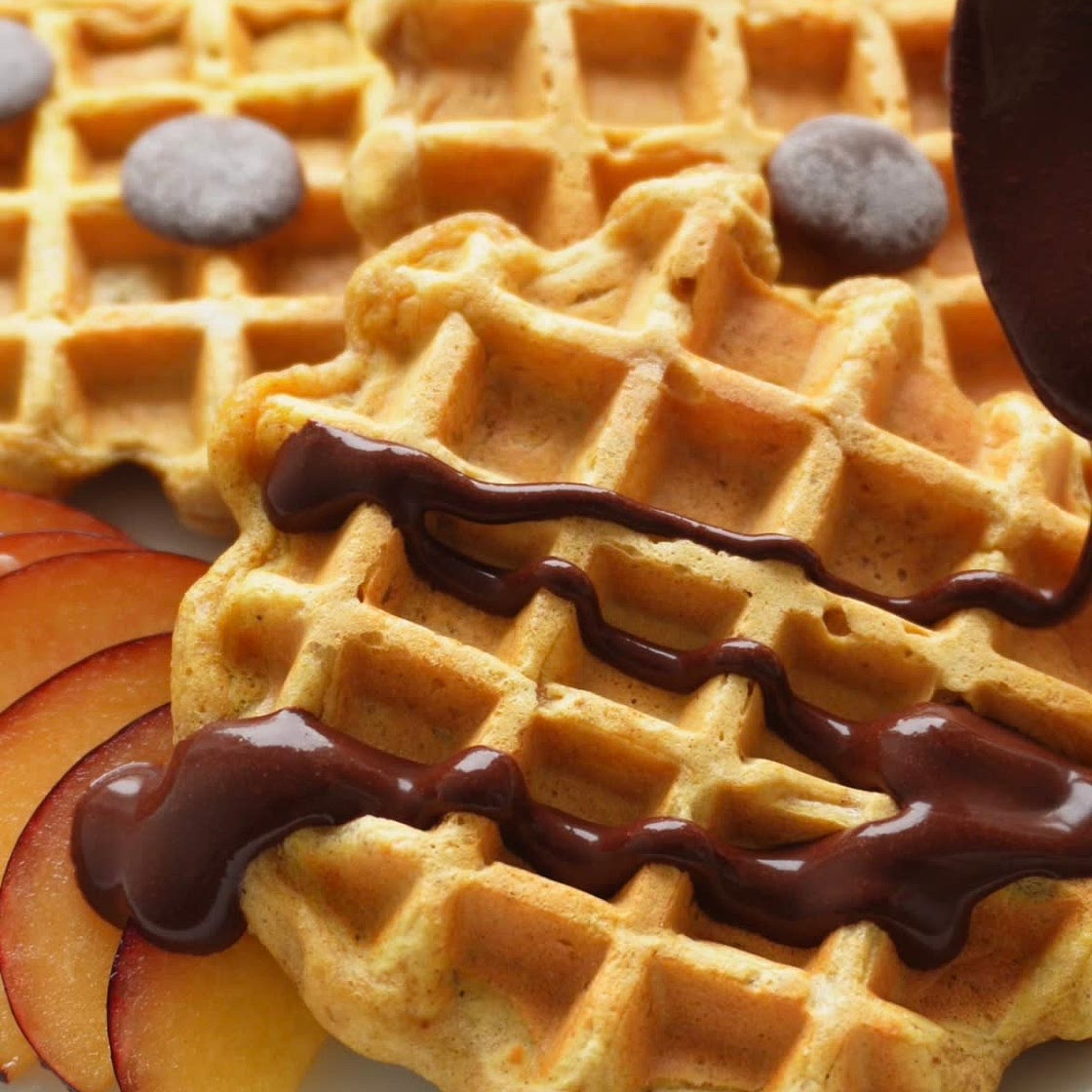 Low Calorie Pumpkin Waffles