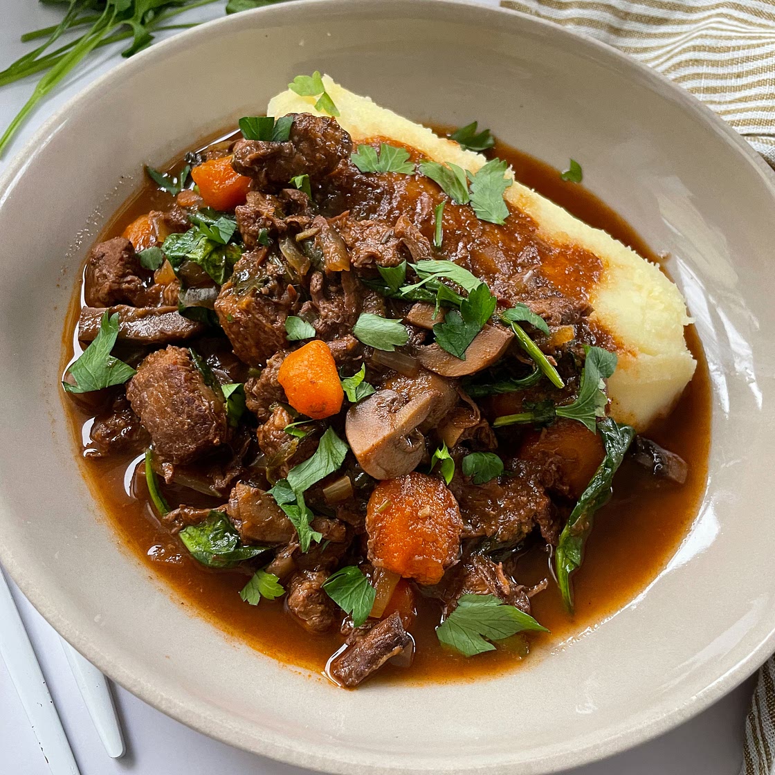 SLOW COOKER BALSAMIC BEEF STEW