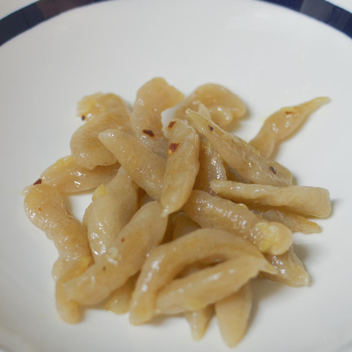 Chili Garlic Cecamariti