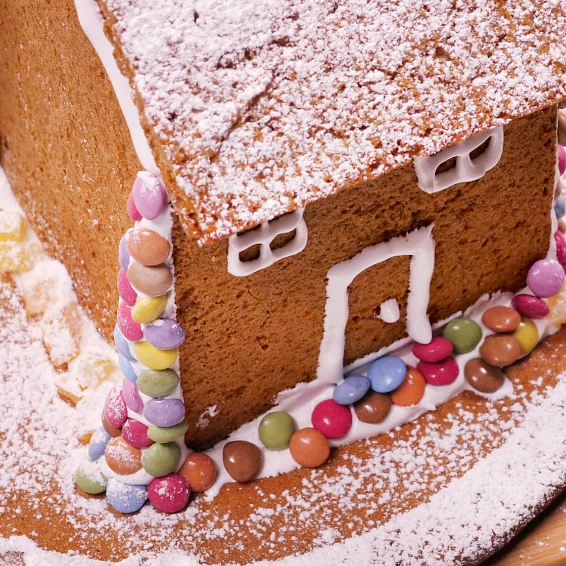 Bonhomme et maison en pain d'épices