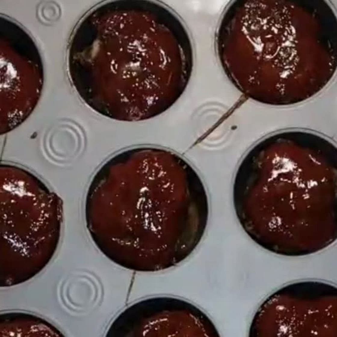 Mini Meatloaf Muffins